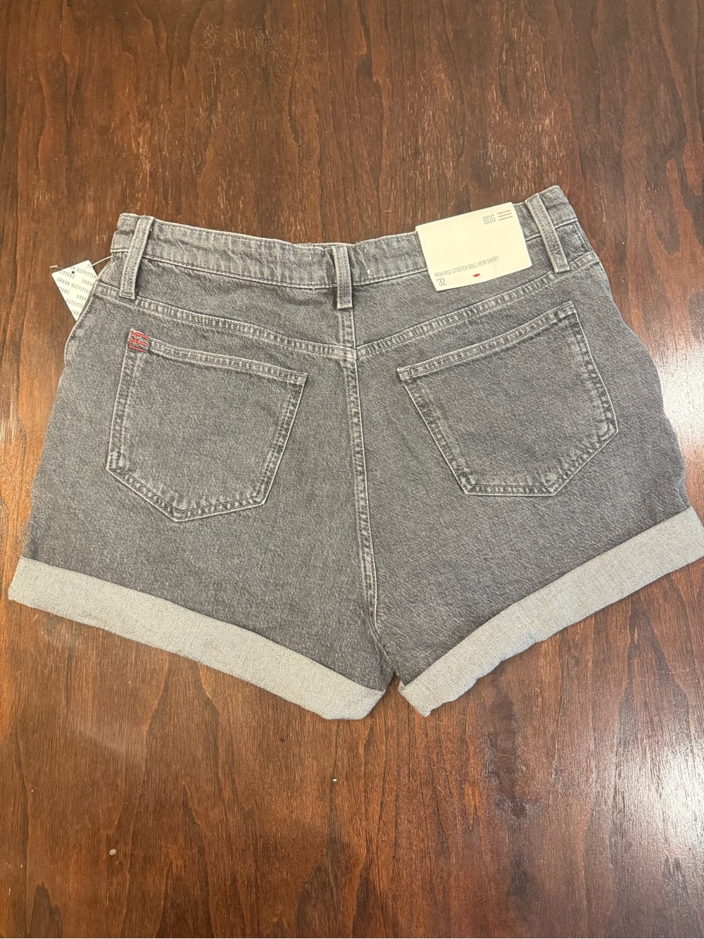 NWT BDG - Urban Outfitters High Rise Stretch Roll Hem Denim Short Grey Wash Sz32 - Picture 3 of 14